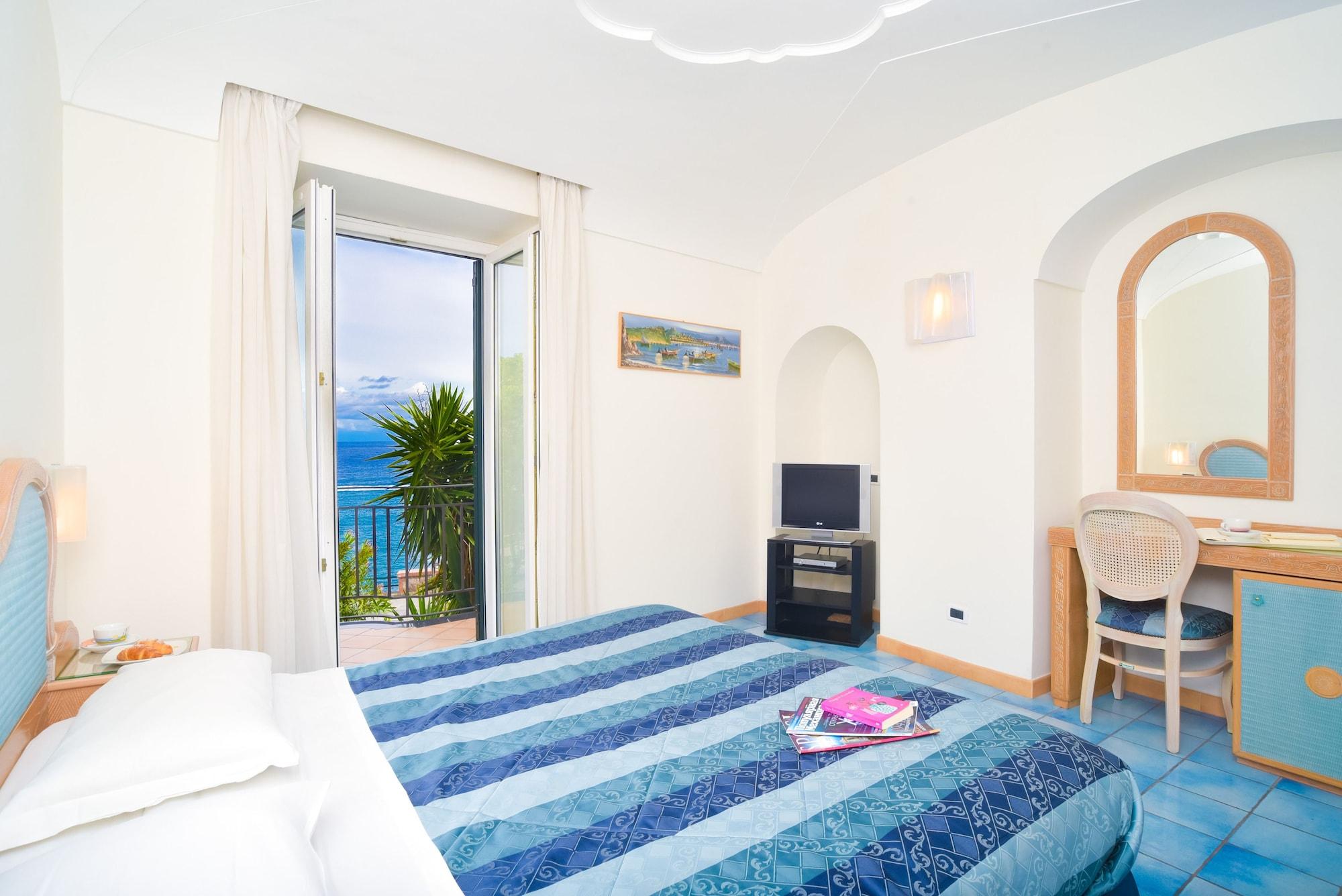 Albergo Italia - Beach Hotel Casamicciola Terme Exterior foto